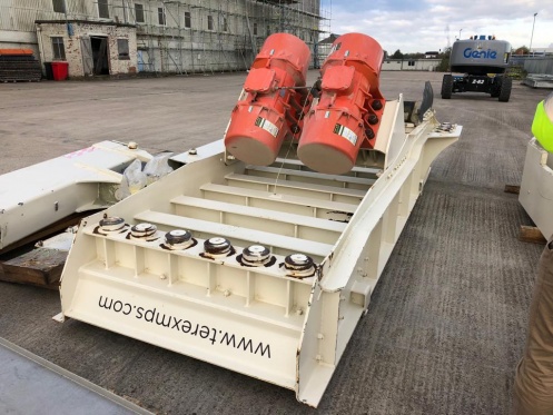 Terex® TC036 Vibrating Feeder